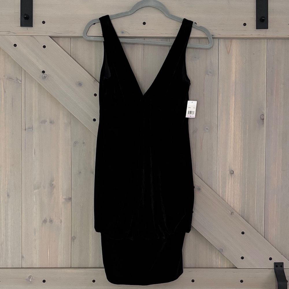 Stylish Black V-Neck Dress